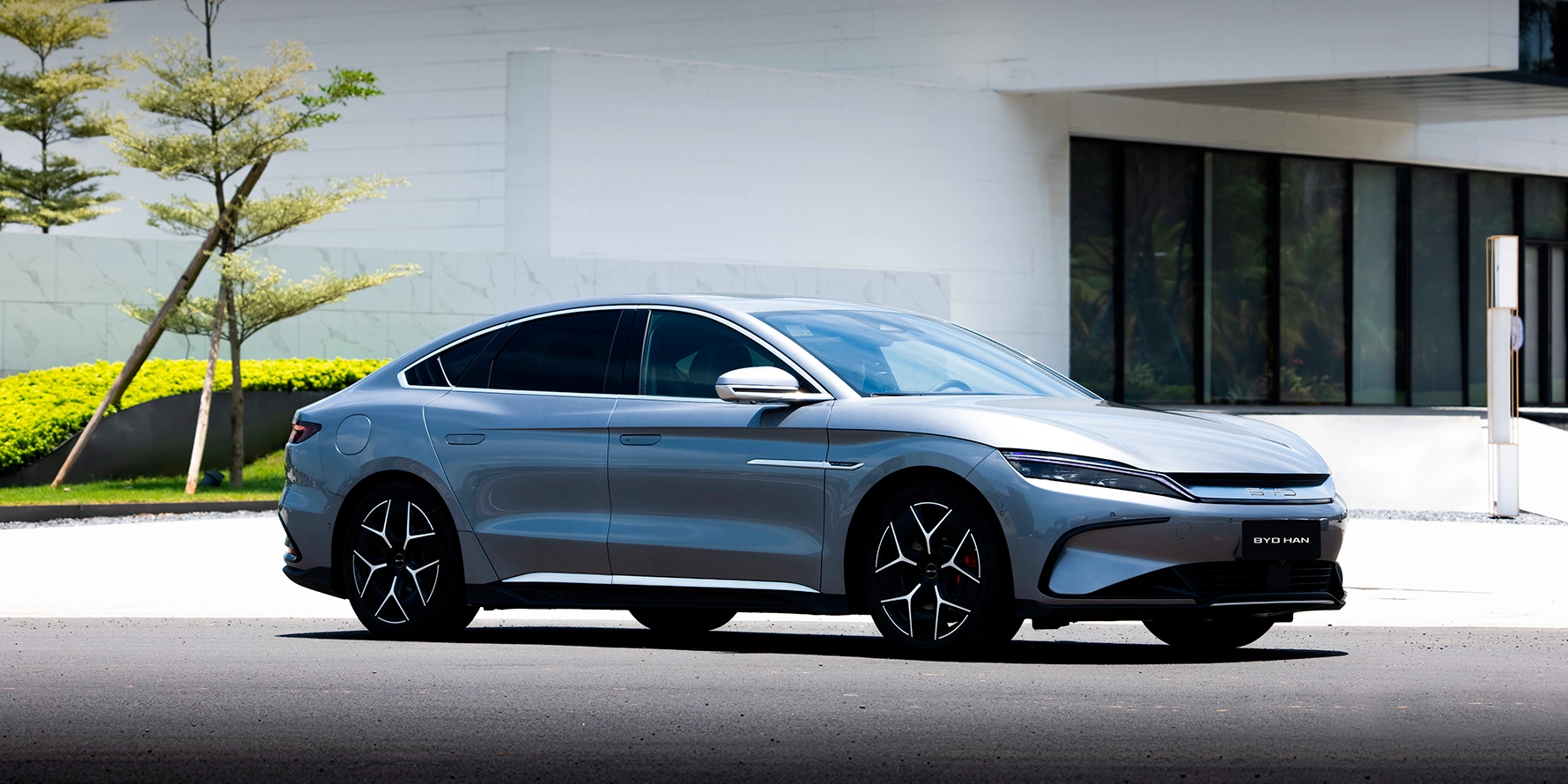byd HAN car